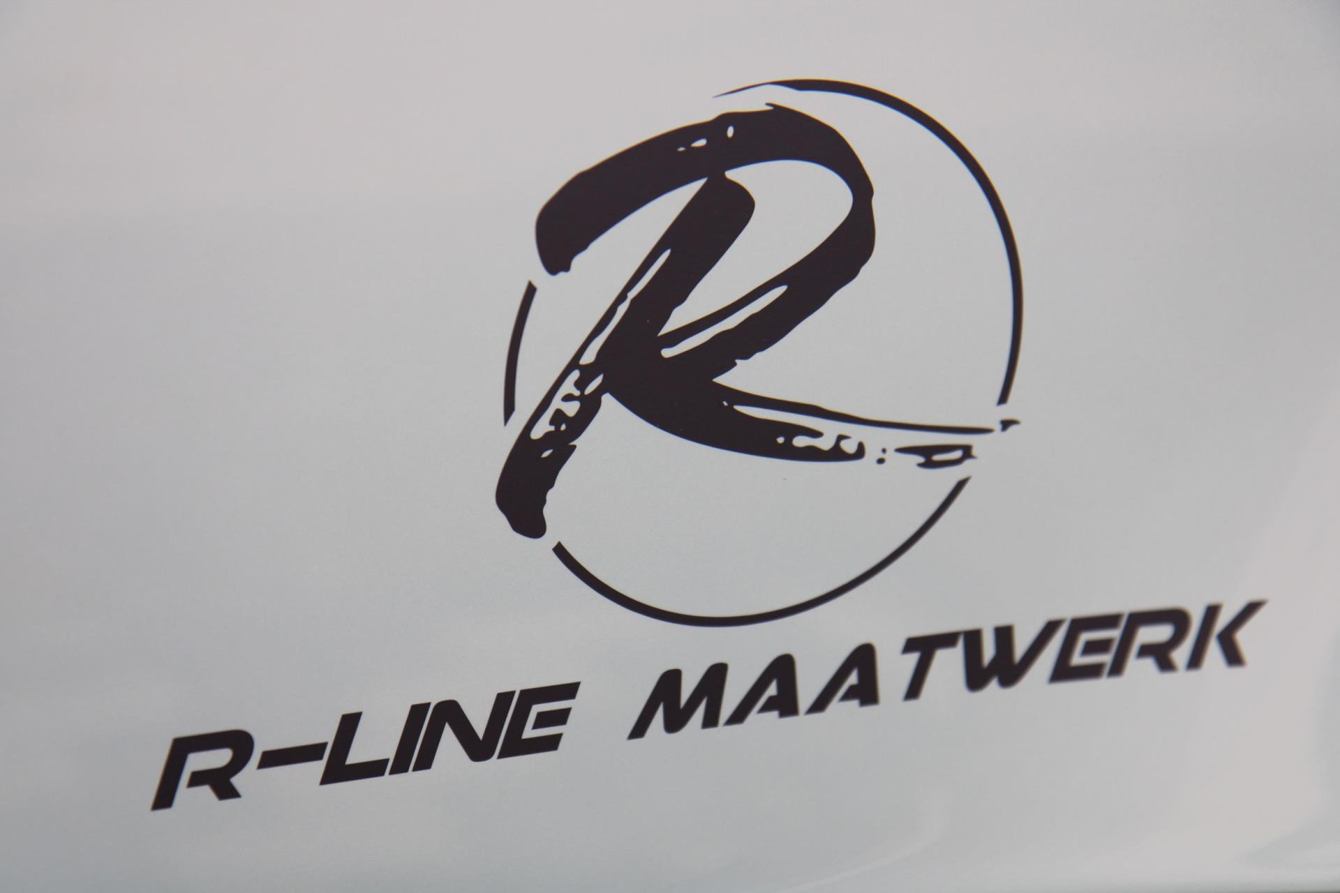 47781802-39.jpg