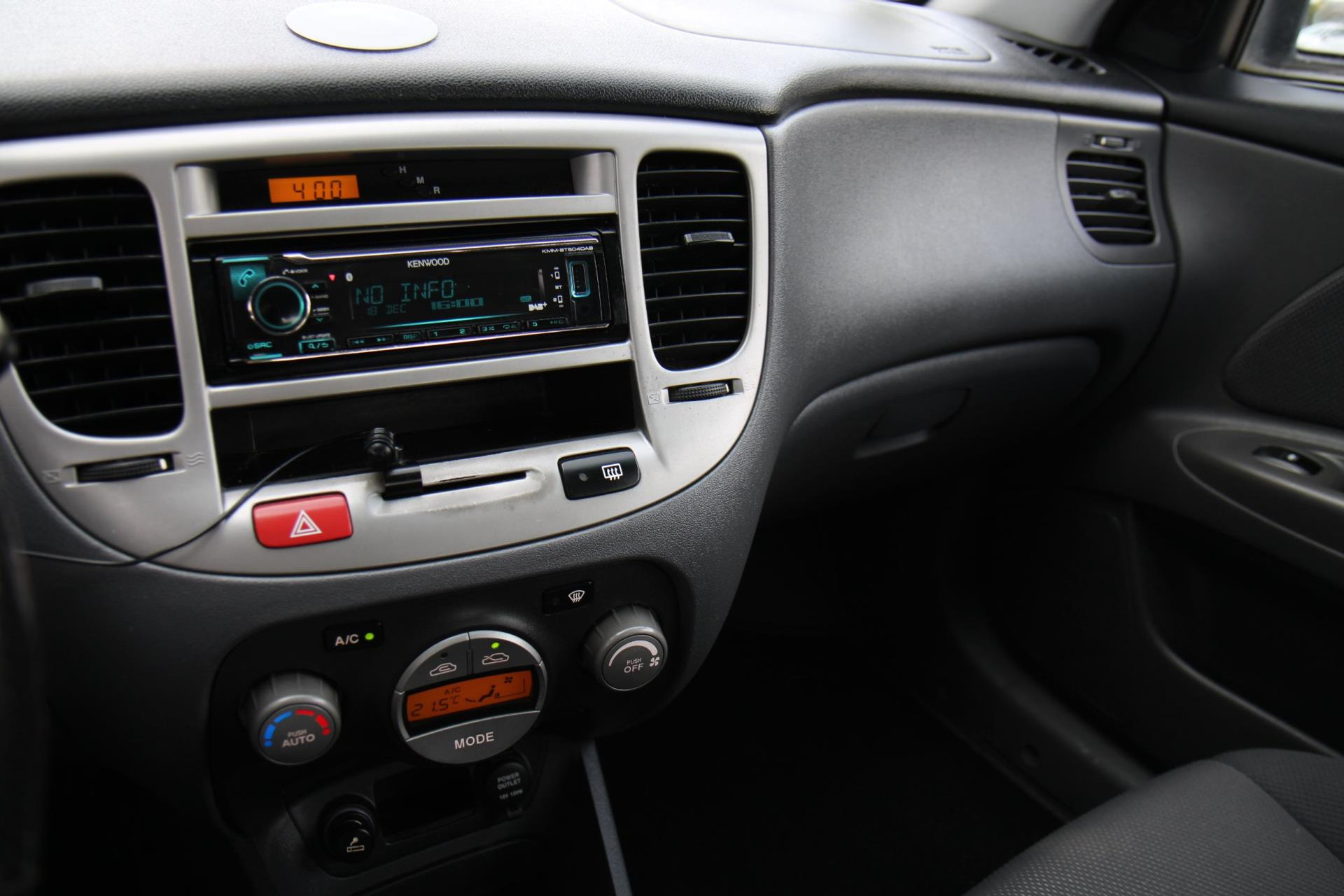 47920585-20.jpg