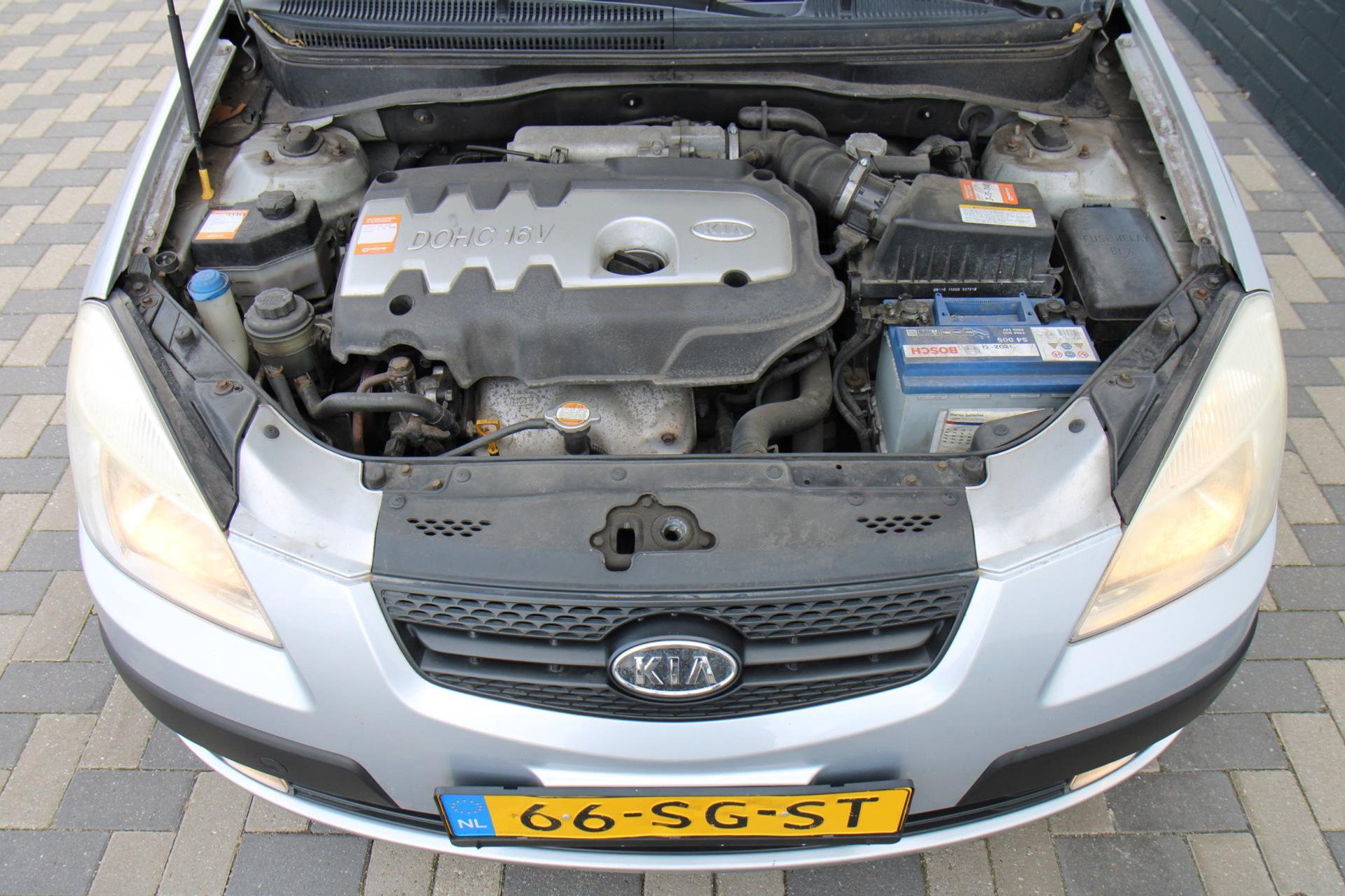 47920585-26.jpg