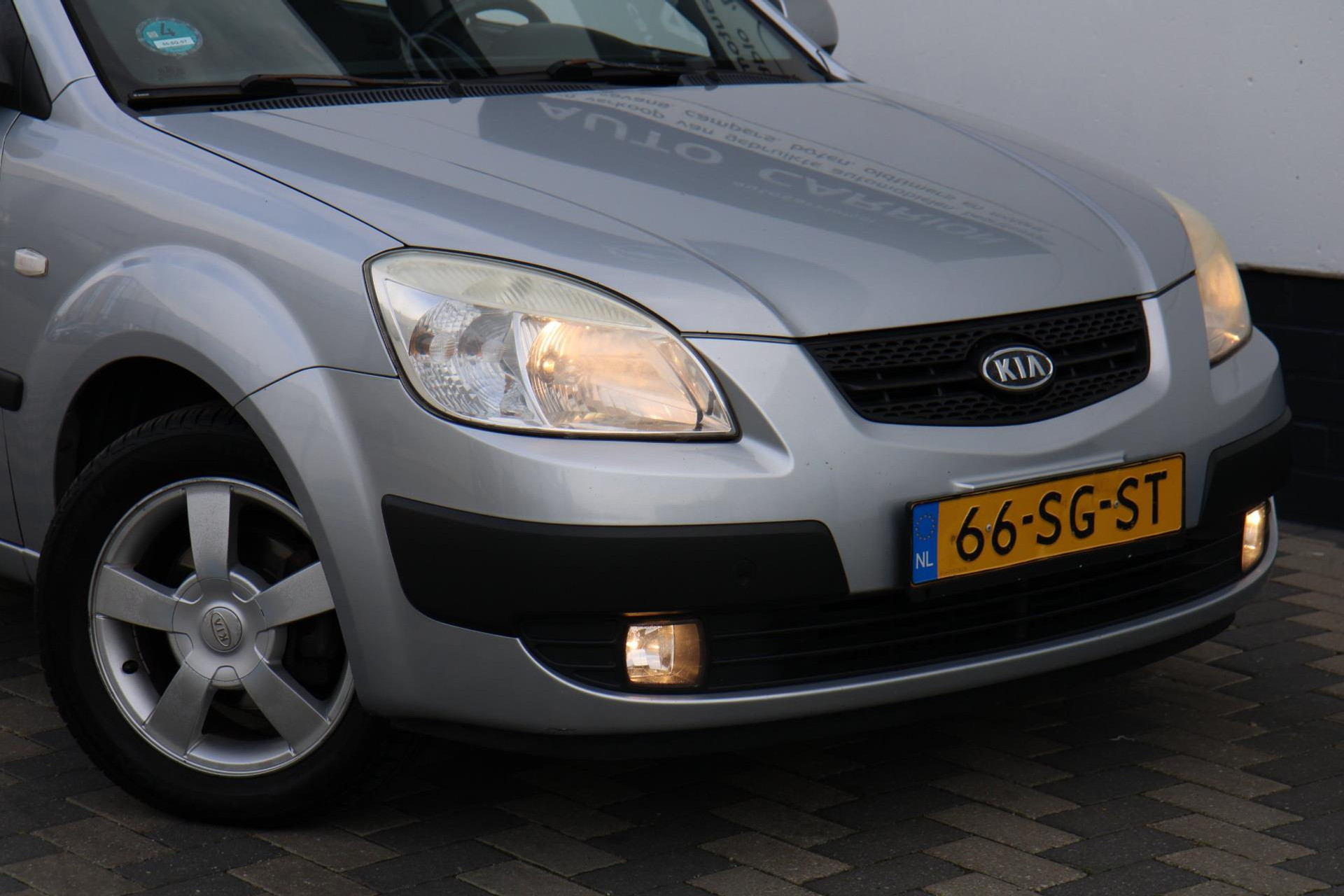 47920585-54.jpg