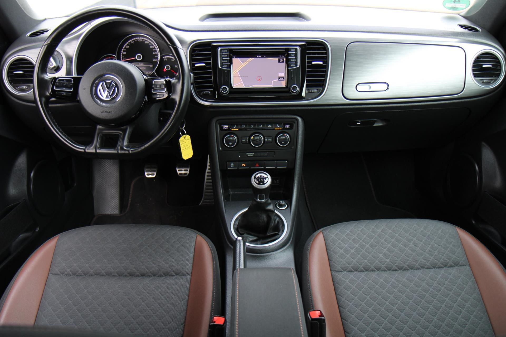 47950758-17.jpg