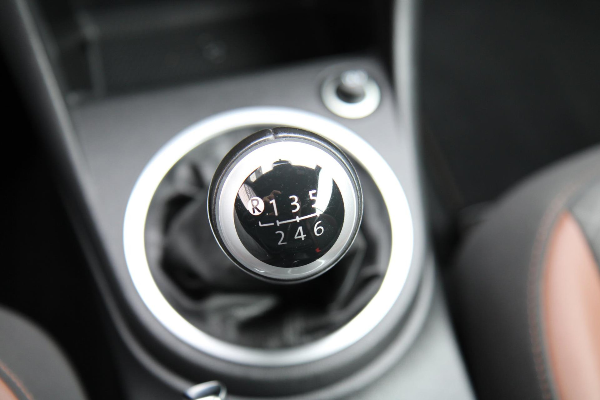 47950758-38.jpg