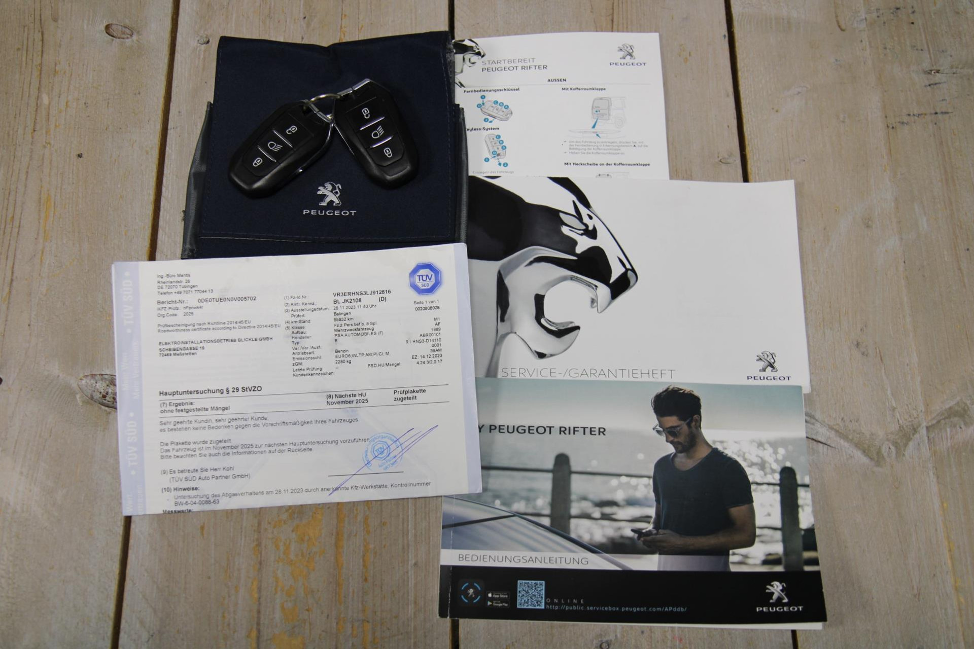 47950791-46.jpg