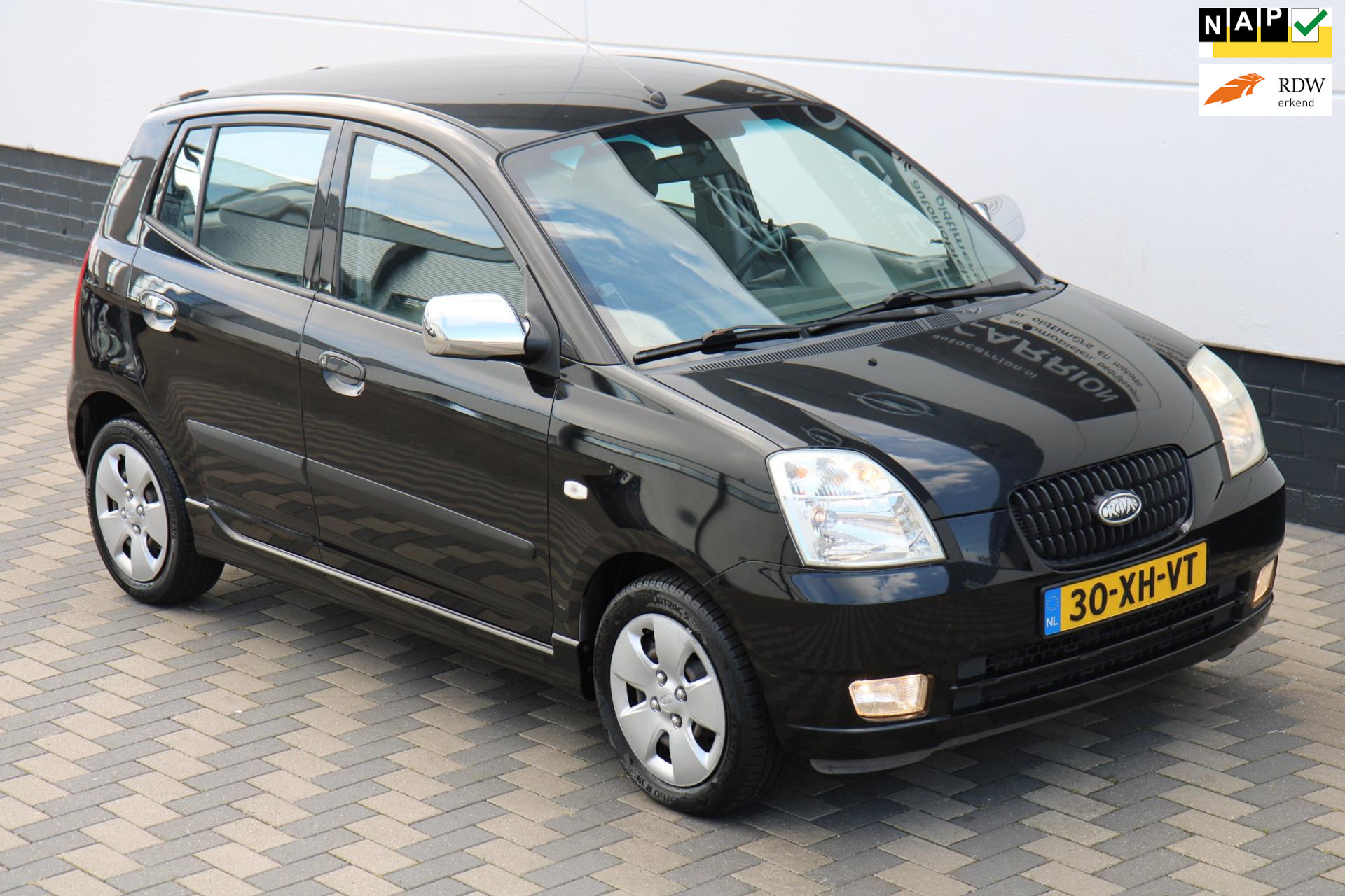 47995466-78.jpg
