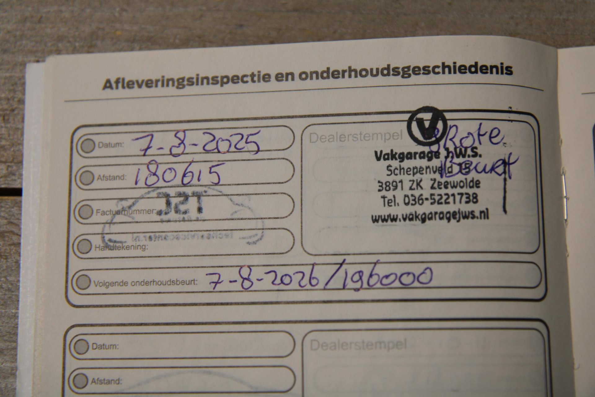 47996655-36.jpg