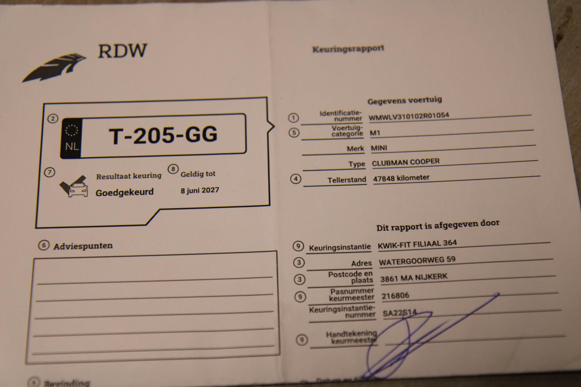 48236163-48.jpg