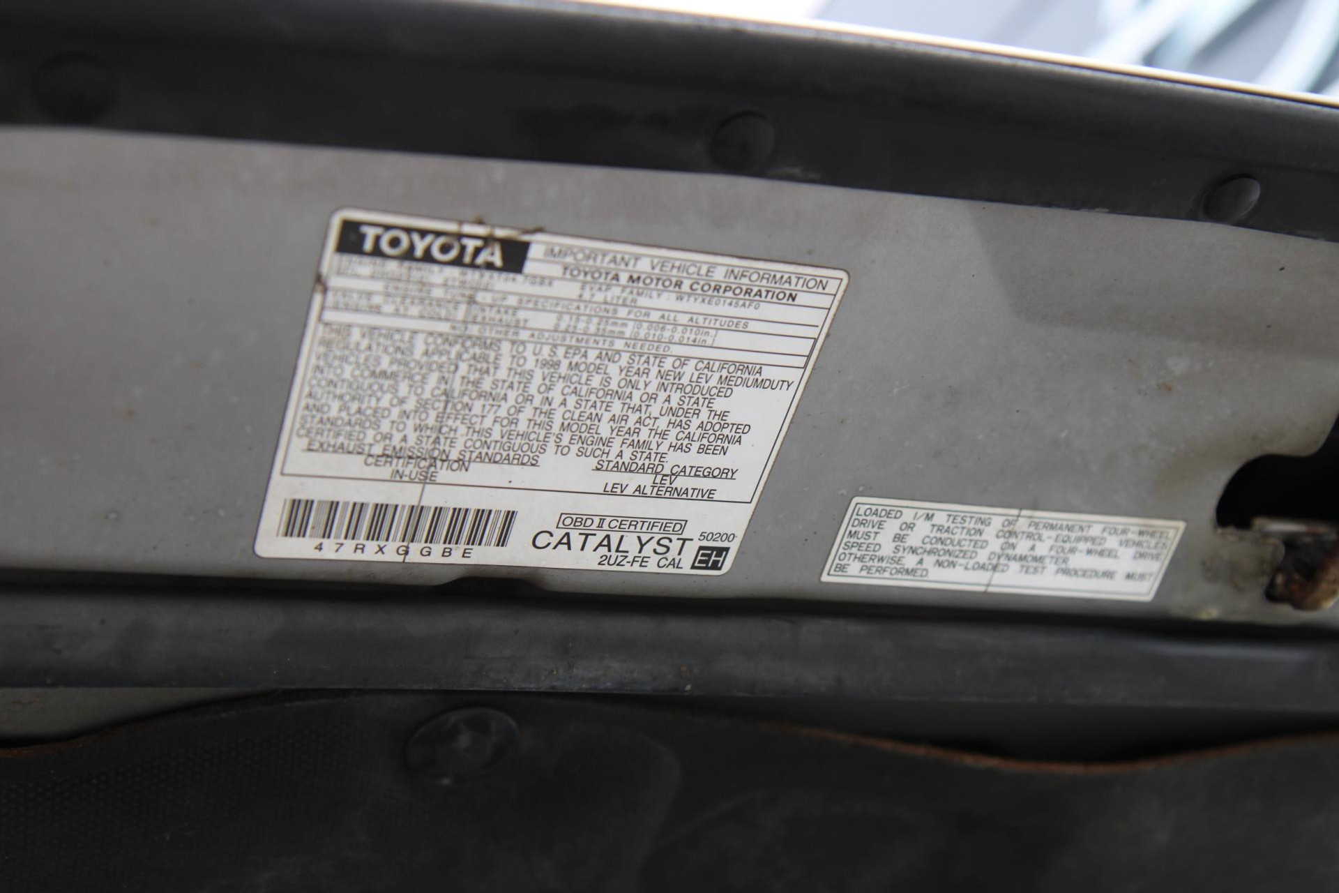 48281903-20.jpg