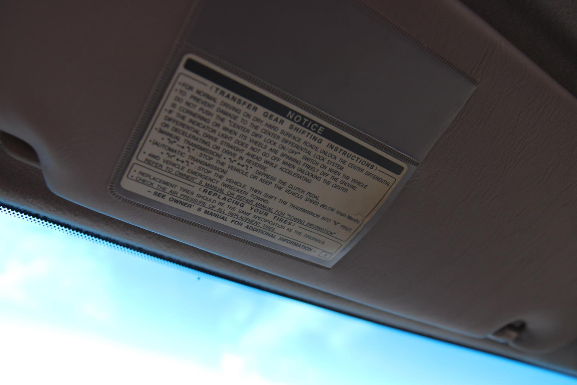 48281903-56.jpg