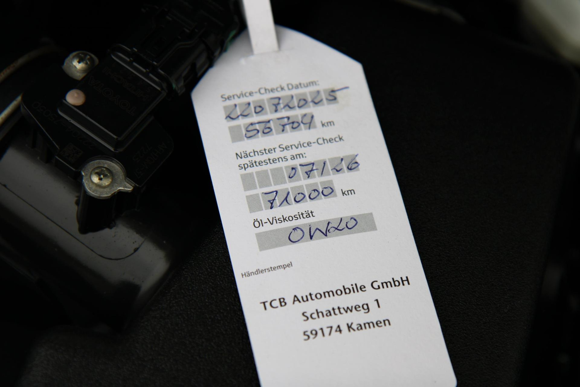 48334087-37.jpg