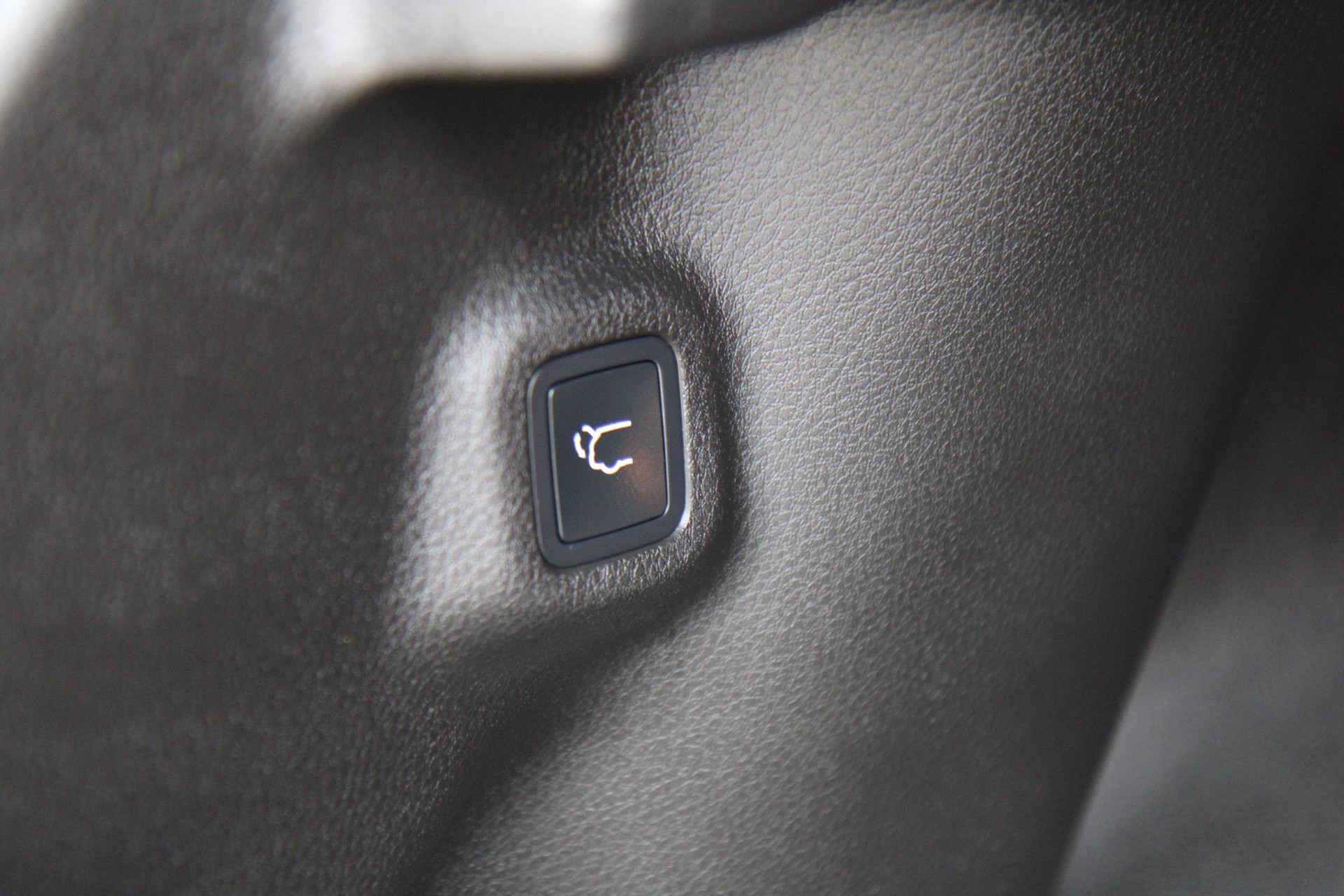 48436938-55.jpg