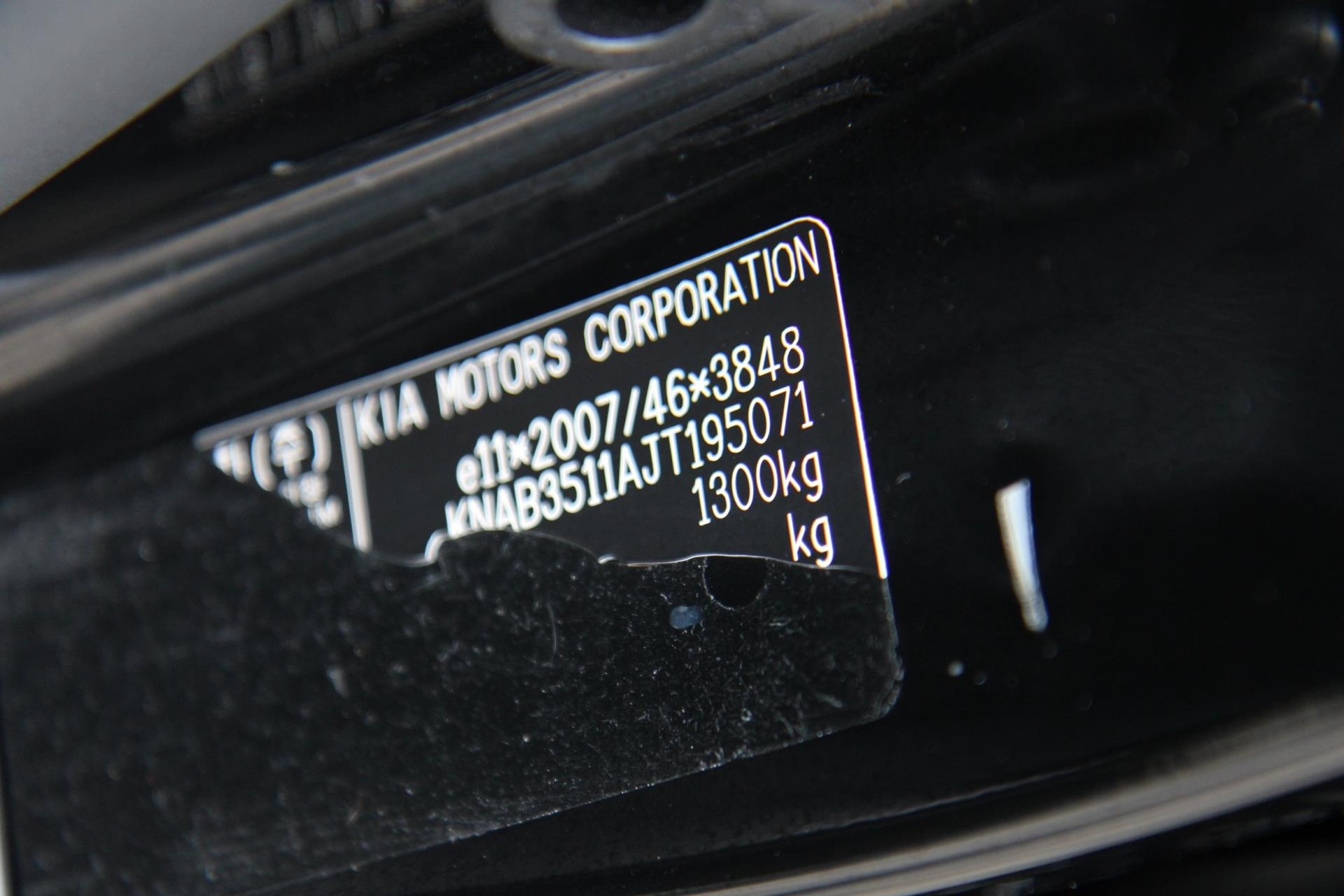 48460518-48.jpg