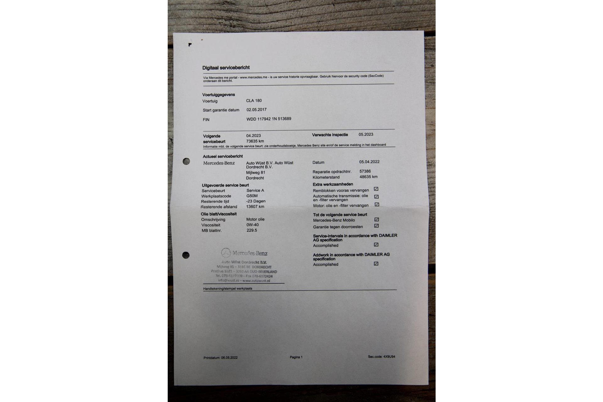 48530933-49.jpg