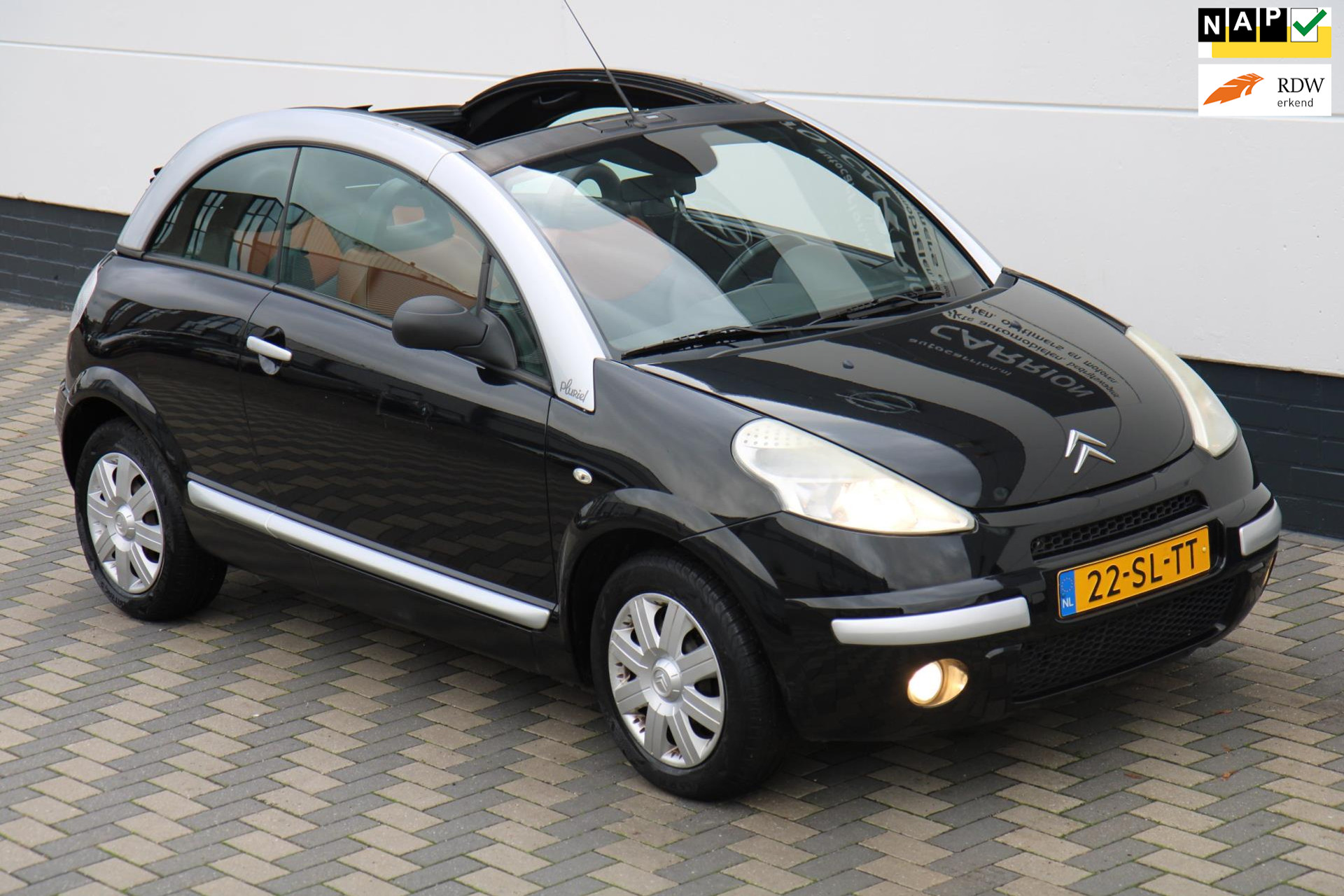 48561748-0.jpg