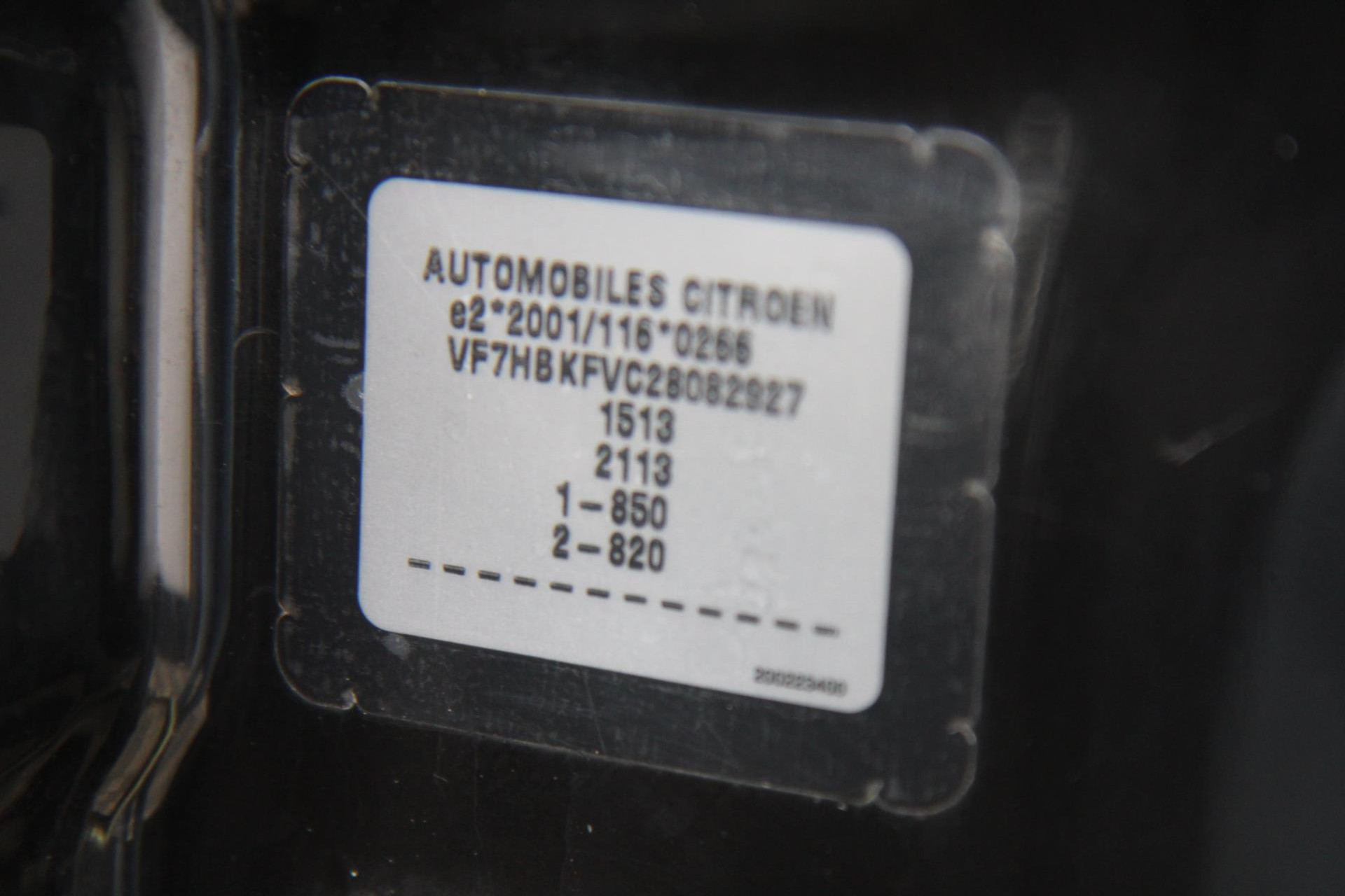 48561748-32.jpg