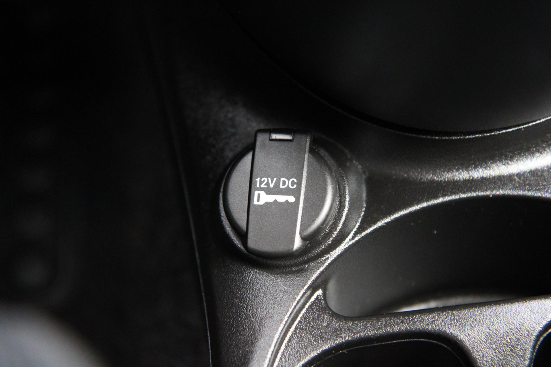 48686039-30.jpg
